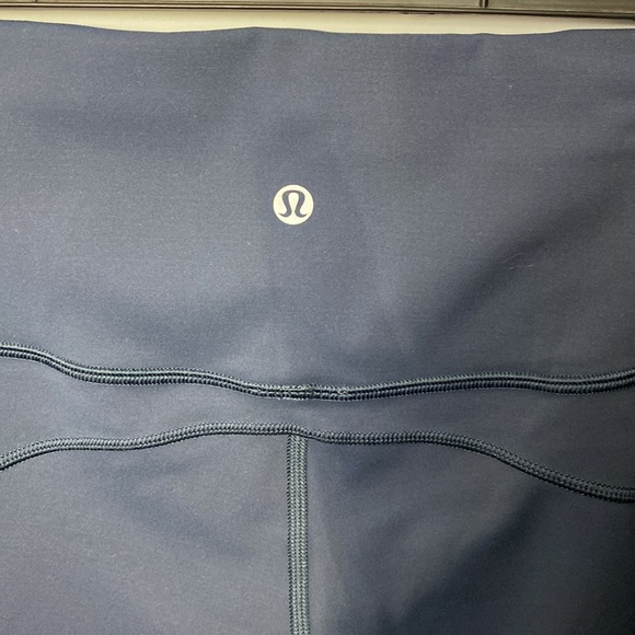 Lululemon 🍋 In Movement Tight - Picture 8 of 17